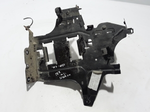Opel Movano B (2010–2022) Mootori juhtploki hoidik 282786609R - 3