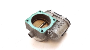AUDI A4 B6 (2000–2005) Gaasiklapp 06B133062M - 2