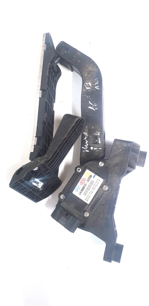 Hyundai i40 (2011–2026) Gaspedalsensor LA30081C3Z200 - 2
