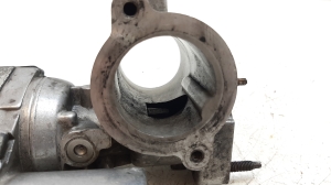  EGR valve 