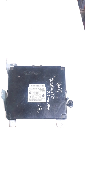Kia Sorento (2009–2014) Central locking control unit 954802P400 - 2