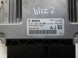 Honda CR-V (2016–2026) Engine control unit 0281034260 - 3