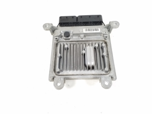 Mercedes Benz E-Class W212 (2009–2015) Motorsteuergerät A6519007500 - 2