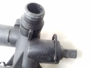 AUDI A4 B7 (2004–2008) Rohr 06D121133A - 2