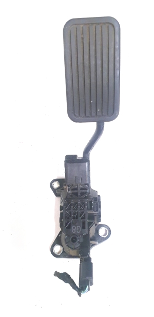Gaasipedaali andur - 2700000390