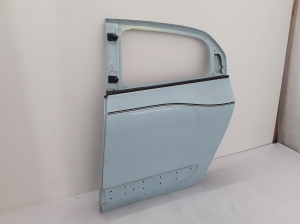 RENAULT Twingo III (2014–2026) Rear side doors 821010468R - 4