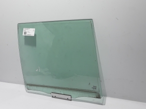  Glass rear side door 