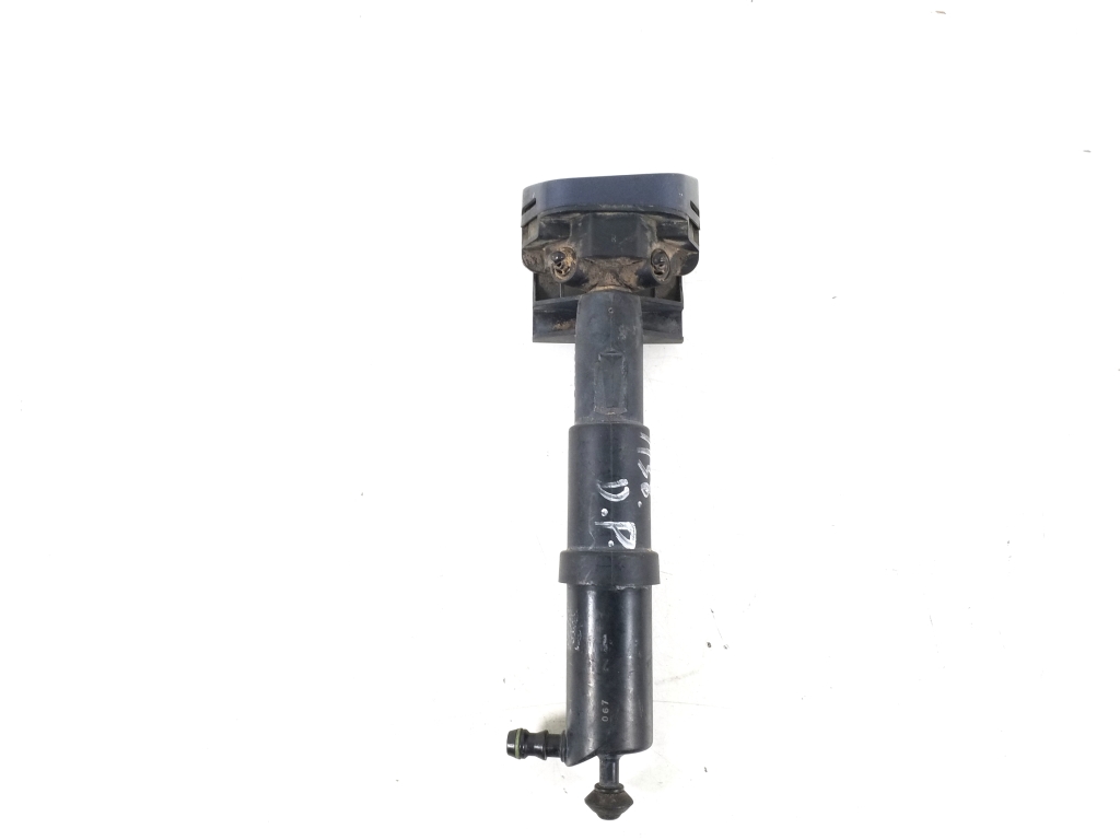 Mercedes Benz E-Class W210 (1995–2002) Headlight washer nozzle A2108600647 Mercedes Benz E-Class W210 (1995–2002) Headlight washer nozzle A2108600647