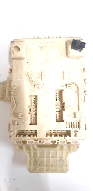 Interior fuse box - 919502S521