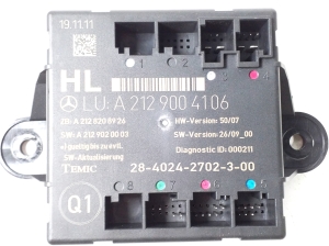  Rear side door control unit 