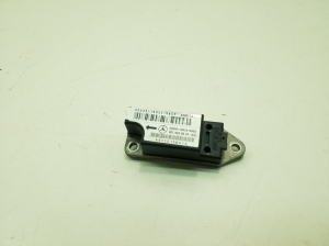 Mercedes Benz E-Class W210 (1995–2002) Airbagsensor A0018205626