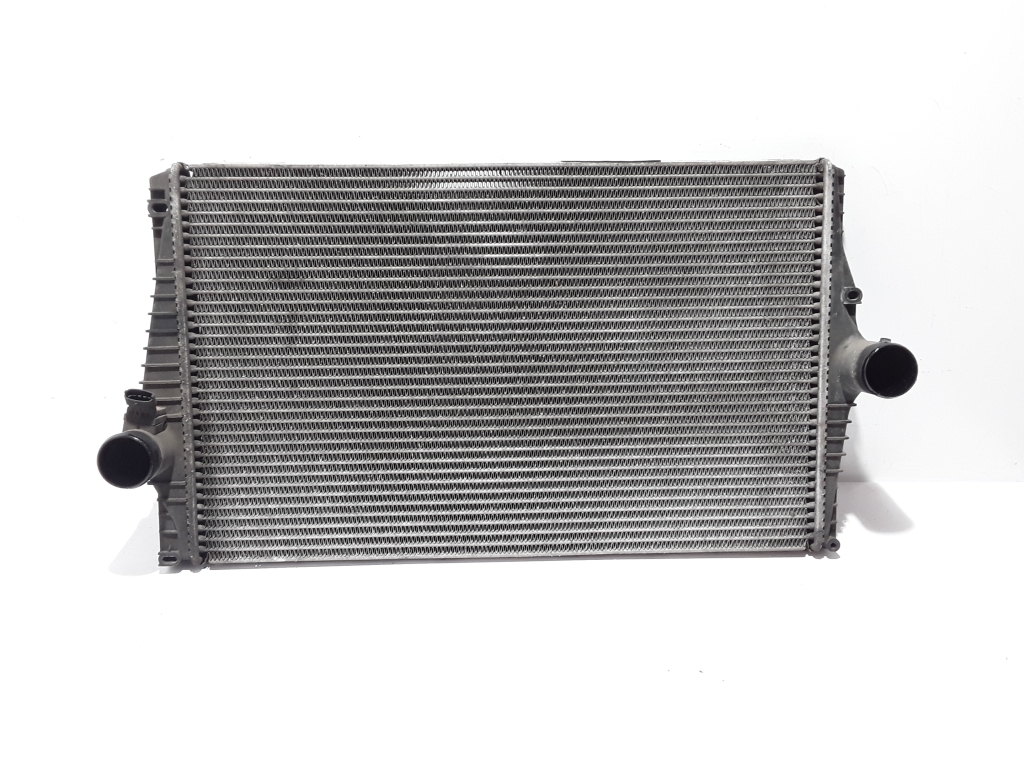 VOLVO XC90 1 generation (2002-2014) Starpdzesētāja/interkūlera radiators 30748808 22413988