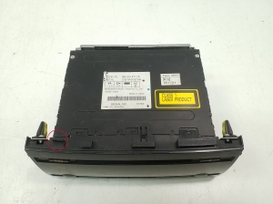 TOYOTA Prius W20 (2003–2011) Radio (head unit) 8612047110 - 2