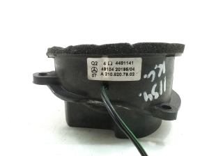 Mercedes Benz E-Class W210 (1995–2002) Tagumise külgukse kõlar A2108207902 - 3