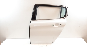  Rear side doors 