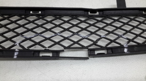 Mercedes Benz C-Class 203 (2000–2007) Front bumper lower grille A2038850423 - 2