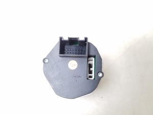 Volkswagen Touareg I (2002–2010) Differential lock switch 7L6941435K - 3