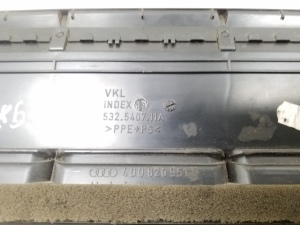 AUDI A8 D2 (1994–2002) Armatuurlaua ventilatsioonivõred 4D0820951 - 4