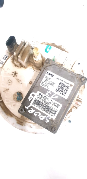 Kia Sportage (2016–2021) Kütusepump paagis 31110D7000 - 2