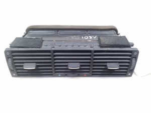 Grilles de ventilation du tableau de bord - 4D0820951J