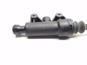Mercedes Benz C-Class 204 (2007–2014) Siduri peasilinder a2042900112 - 2