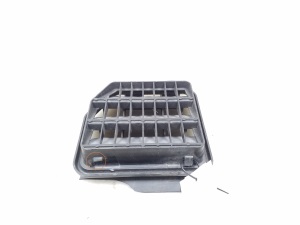 Volkswagen Golf V (2003–2009) Dashboard air vent grilles 1K0819465B - 3