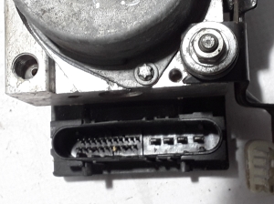 Dacia Sandero (2008–2012) ABS bloks 8200756095 - 3