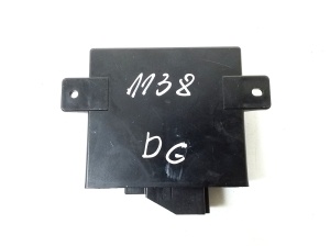 Mercedes Benz E-Class W210 (1995–2002) Juhtplokk A2108202526 - 2