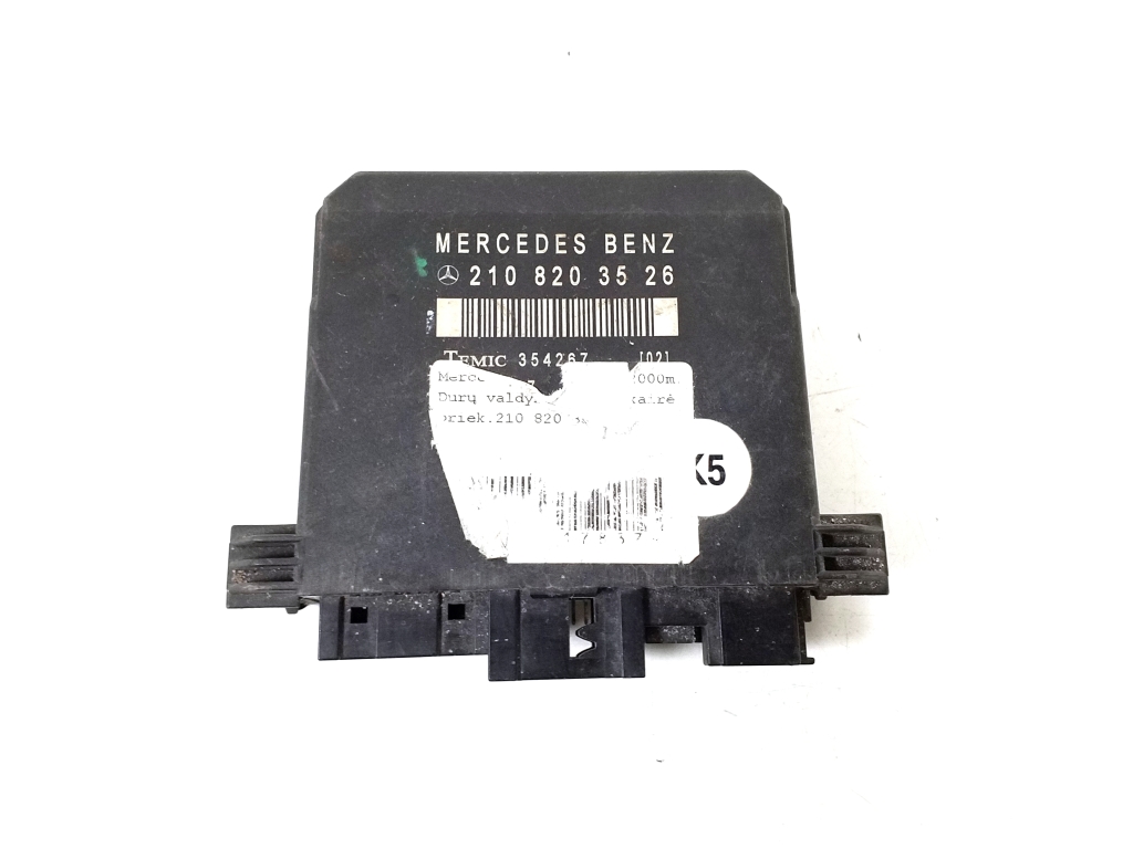 MERCEDES-BENZ E-Class W210 (1995-2002) Priekinių kairių durų valdymo blokas A2108203526, A2088201326, A2108207526 20434254