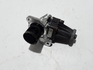  EGR valve 