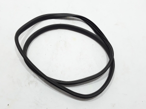  Rear side door sealing rubber 