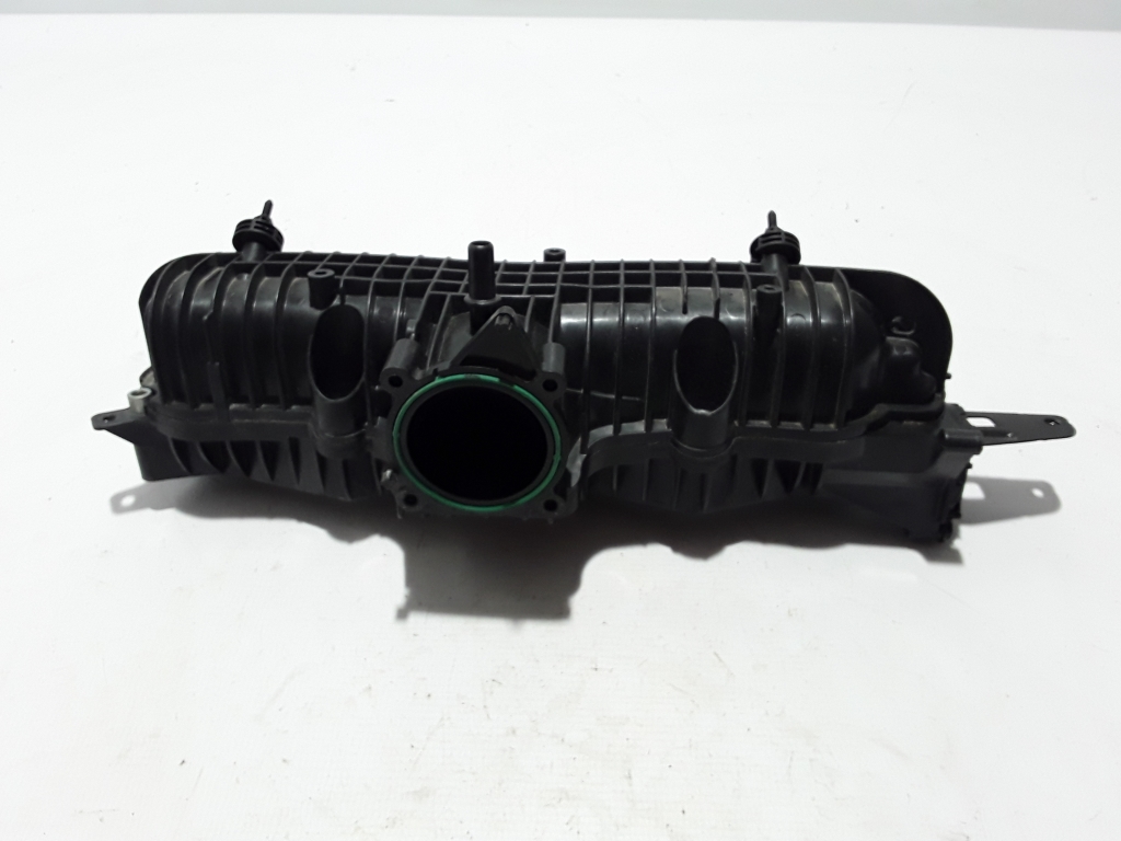 Used VOLVO XC90 Intake manifold 31431777