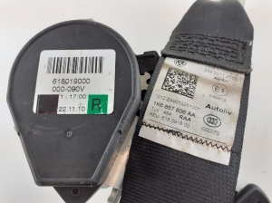 Volkswagen Golf VI (2008–2013) Sicherheitsgurt hinten 1K6857806AA - 3