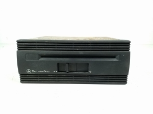   Audio, Video, Navigation  - A2108200997 