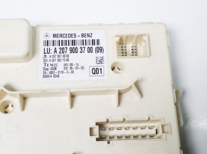 Mercedes Benz E-Class W207 (2009–2017) Control unit A2079003700 - 2