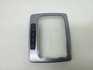 Mercedes Benz C-Class 204 (2007–2014) Käigukangi viimistlus A2042670388 - 4