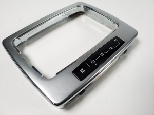 Mercedes Benz E-Class W207 (2009–2017) Käigukangi viimistlus A2072670188 - 4