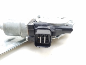 Subaru Legacy (2014–2026) Rear side door window regulator and its parts - 3