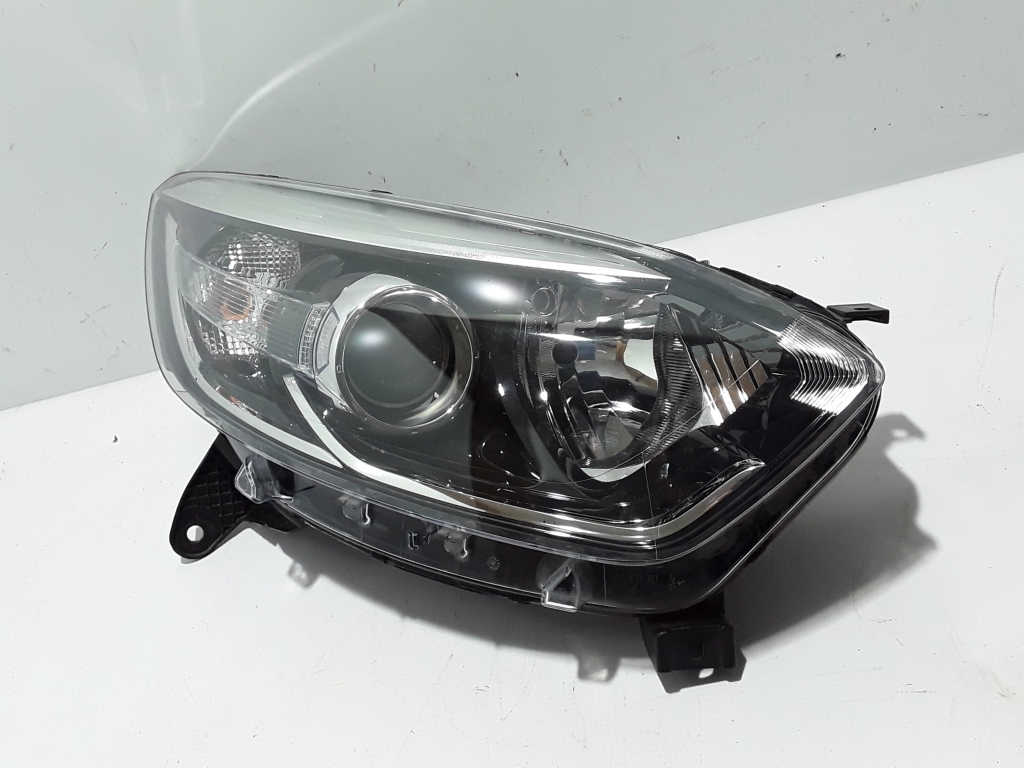 Used RENAULT Captur Headlights 260102734R