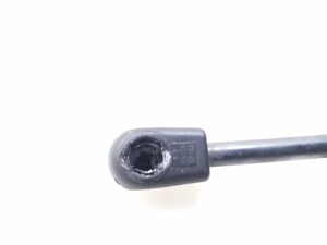 Subaru Outback (2014–2019) Trunk lid strut 57522AL00A - 4