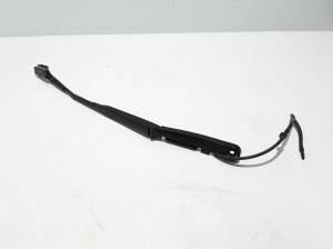  Windshield wiper blade 