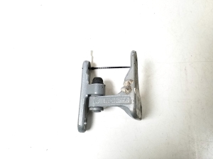 Mercedes Benz S-Class 220 (1998–2005) Front door lower hinge A2207200837 - 2