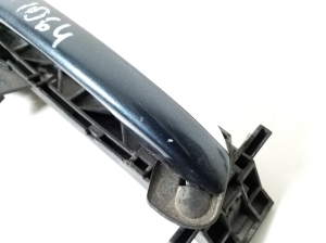 Mercedes Benz S-Class 220 (1998–2005) Front door external opening handle and its details - 3