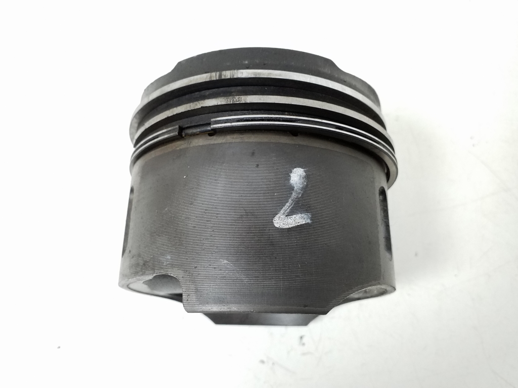 MERCEDES-BENZ E-Class W210 (1995-2002) Piston 20434468