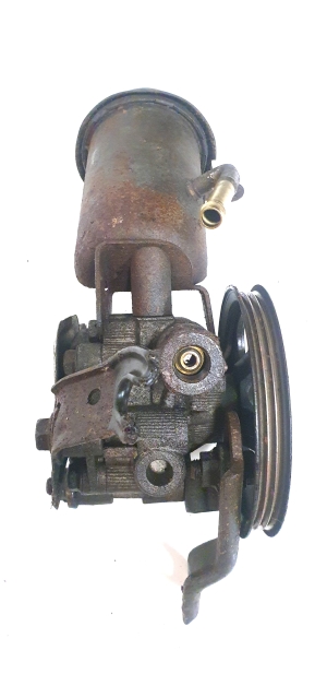  Power steering pump 