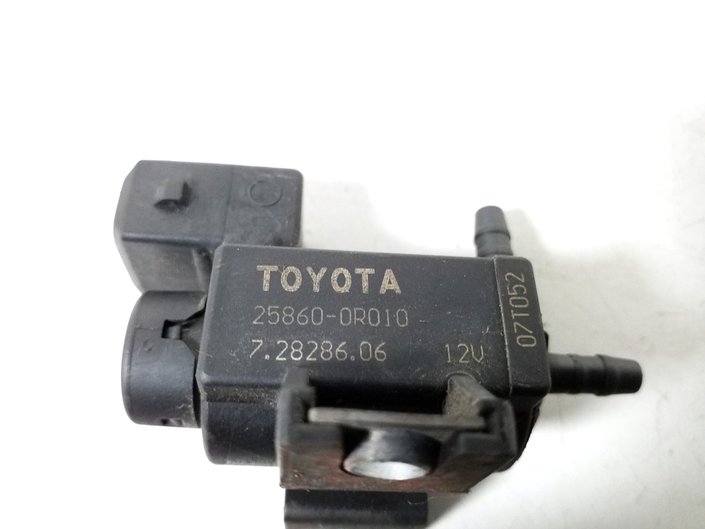 TOYOTA Auris 1 generation (2006-2012) Additional Inner Engine Parts 258600R010 20434633