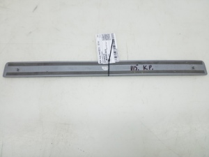 Mercedes Benz C-Class 204 (2007–2014) Inner sill trim A2046800135 - 3
