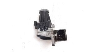  EGR valve 