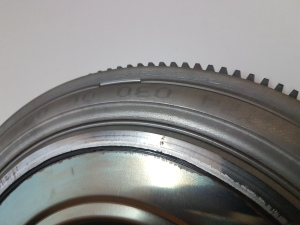  Clutch flywheel 