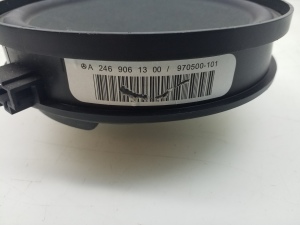 Mercedes Benz C-Class 204 (2007–2014) Rear side door speaker A2469061300 - 3